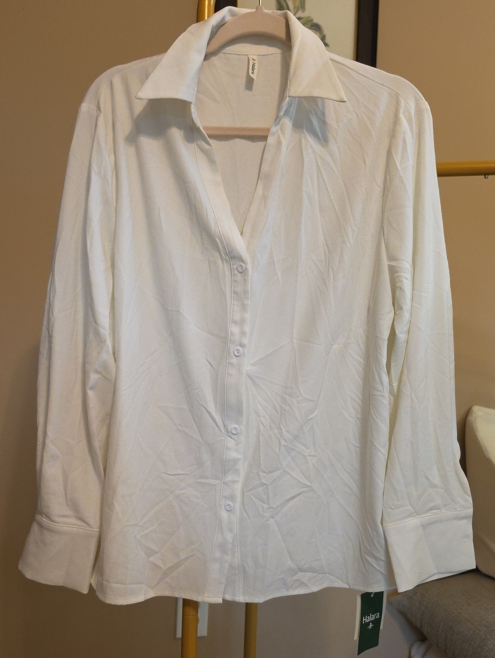 HALARA White Women's Button-Down Shirt with Point Collar